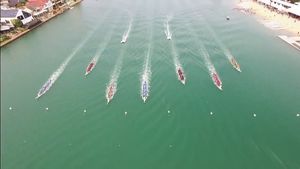 Learn about the sport of dragon boating