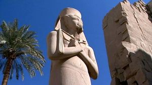 Take a tour of Egypt's famous sites, the Hatshepsut's temple, the Karnak temple complex, and Sharm el-Sheikh