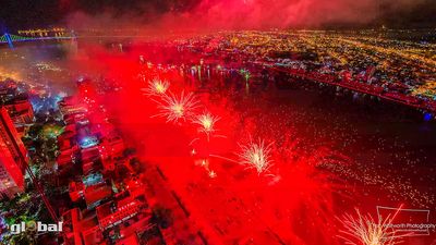Witness the spectacular Da Nang International Fireworks Competition, 2013